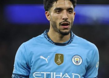 وخطف عمر مرموش الأضواء في مباراة السيتي أمس