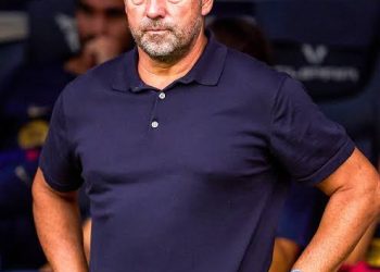 القائمة الرسمية لمباراة برشلونة وريال مدريد