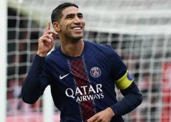 حكيمي يقود باريس لفوز كبير خارج أرضه