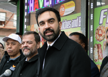 House Republican says backing Cuomo over Mamdani a 'no brainer'