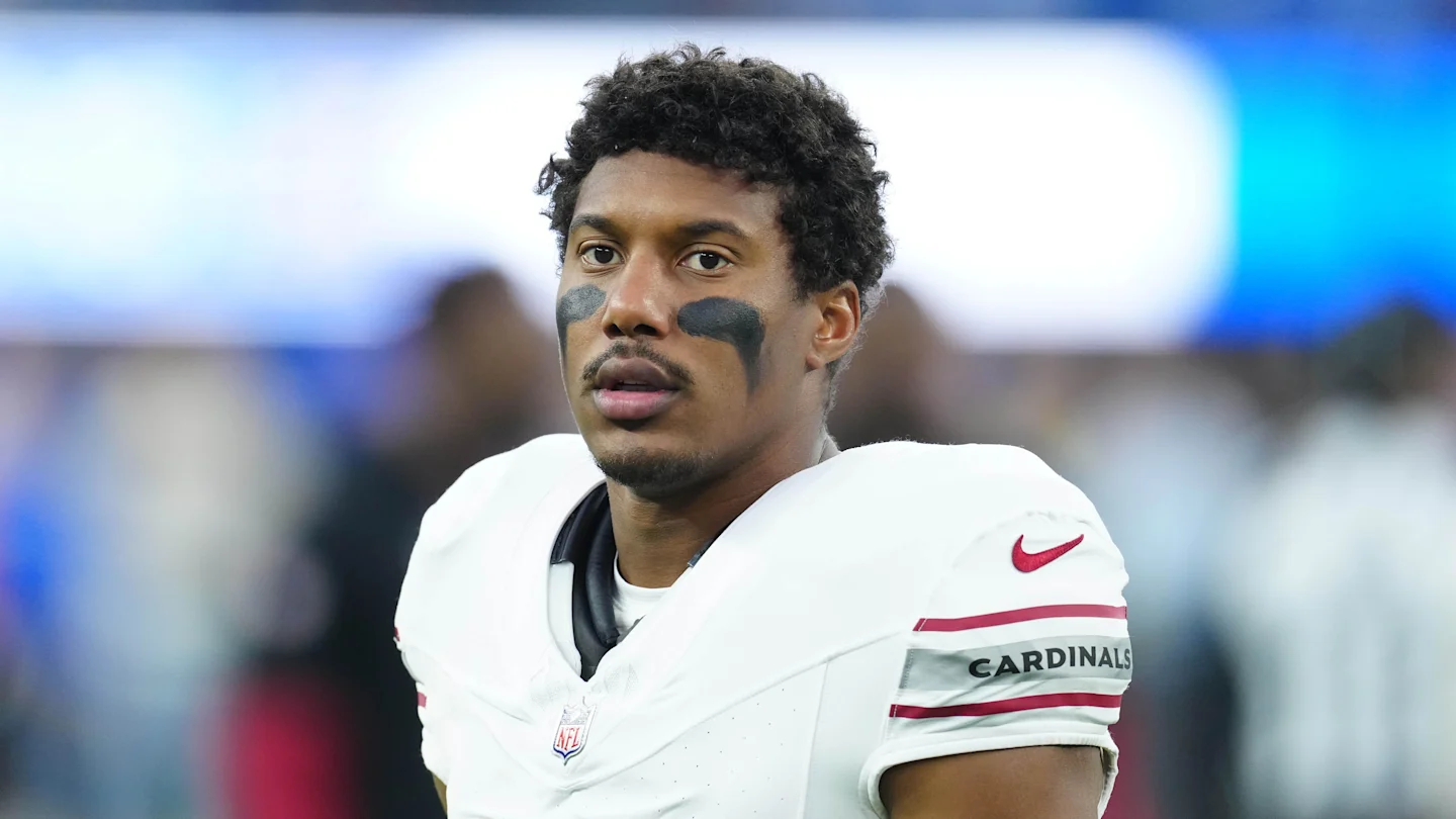 Arizona Cardinals Vet WR Carted Off With Gut-Wrenching Leg Injury