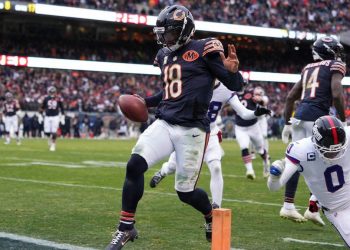 Caleb Williams' 'Houdini' act keys Bears' rally vs. Giants