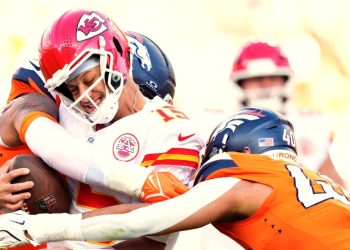Patrick Mahomes: Chiefs' inconsistency starts with me