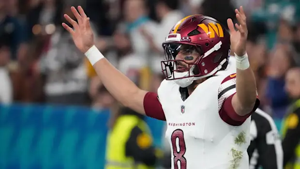 oregon ducks marcus mariota quarterback heisman trophy dan lanning nfl college football dante moore justin herbert gabriel 