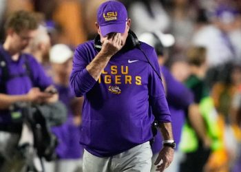 Attorneys: LSU's conduct has 'made it nearly impossible' for Brian Kelly to land job
