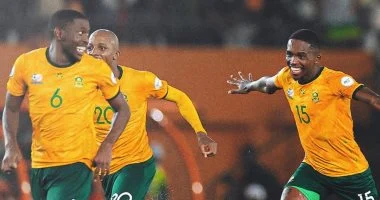 استعدوا لأقوى المباريات: جدول مباريات اليوم السبت 15-11-2025 والقنوات الناقلة بتغطية شاملة