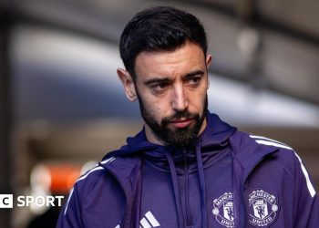 Premier League LIVE: Crystal Palace vs Man Utd - scores & updates