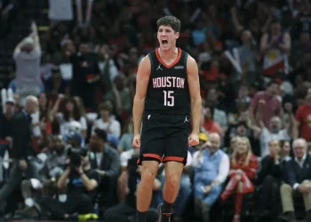 Nuggets marvel at young Rockets guard Reed Sheppard