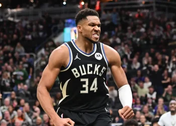 Will Bucks star play tonight?