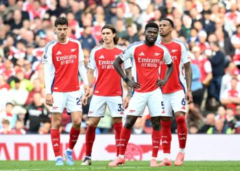 أرسنال يواصل تألقه بهدفين أمام بيرنلي