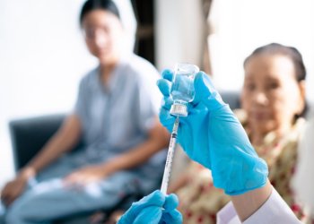 Analyses: High-dose flu vaccine better protects against hospitalization, infection than standard-dose