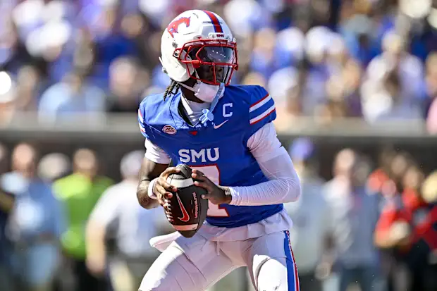 SMU Mustangs quarterback Kevin Jennings