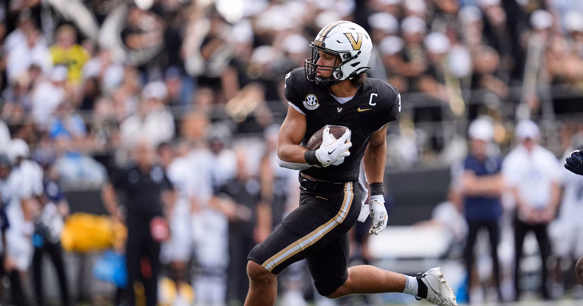 Denton Guyer product Eli Stowers has become a star, just not in the way he envisioned