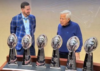 SALUTE TO HIS SERVICE: Amherst’s Pitts featured on tonight’s Patriots-Jets Amazon pre-game show | News, Sports, Jobs