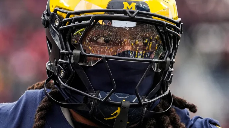 Why Michigan's Jaishawn Barham wasn't ejected for hitting helmet into official's head image