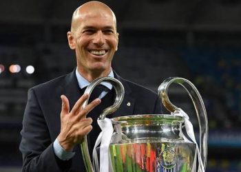 بعد غياب طويل.. زيدان يؤكد عودته القريبة إلى عالم التدريب