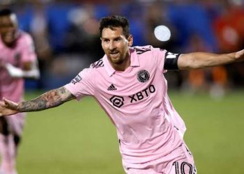 ميسي وسالم الدوسري يتصدران قائمة أفضل نجوم العالم عام 2025