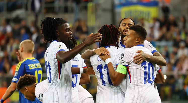 فرنسا تقلب الطاولة على أذربيجان وتفوز 3-1 في تصفيات كأس العالم 2026