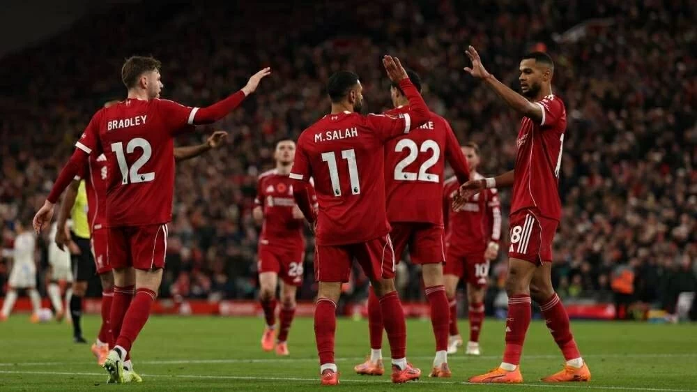 بث مباشر: ليفربول ضد آيندهوفن في دوري أبطال أوروبا اليوم