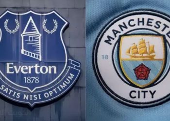 بث مباشر لمباراة مانشستر وإيفرتون ومعلق المباراة.. قمة نارية الليلة