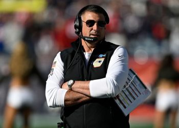 How Mike Vrabel galvanized Patriots to top of AFC in a year