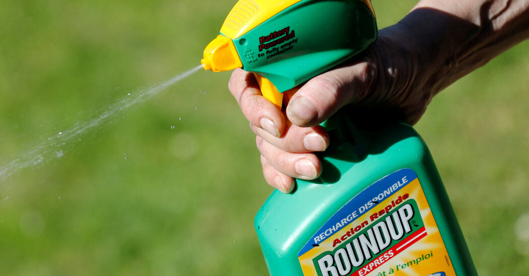 Trump’s Order Aims to Boost Ingredient Used in Roundup