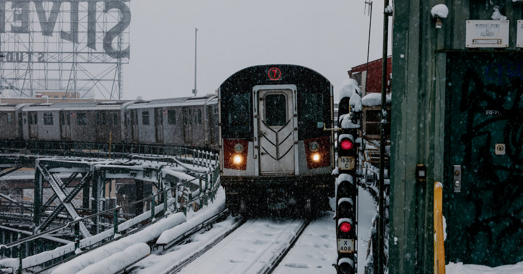 What to Know in NYC After Blizzard: School Closures, Transportation and More