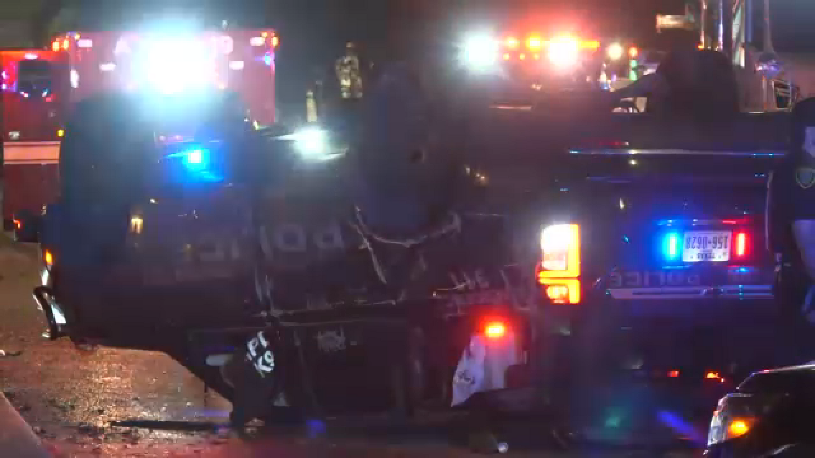 HPD officer and K9 injured in crash that flipped police cruiser in downtown Houston, authorities say