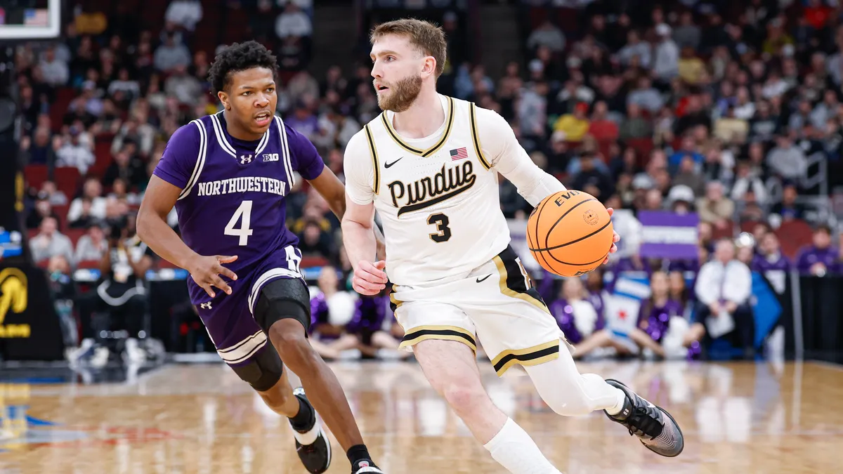 Braden Smith's diving assist becomes a Purdue T-shirt