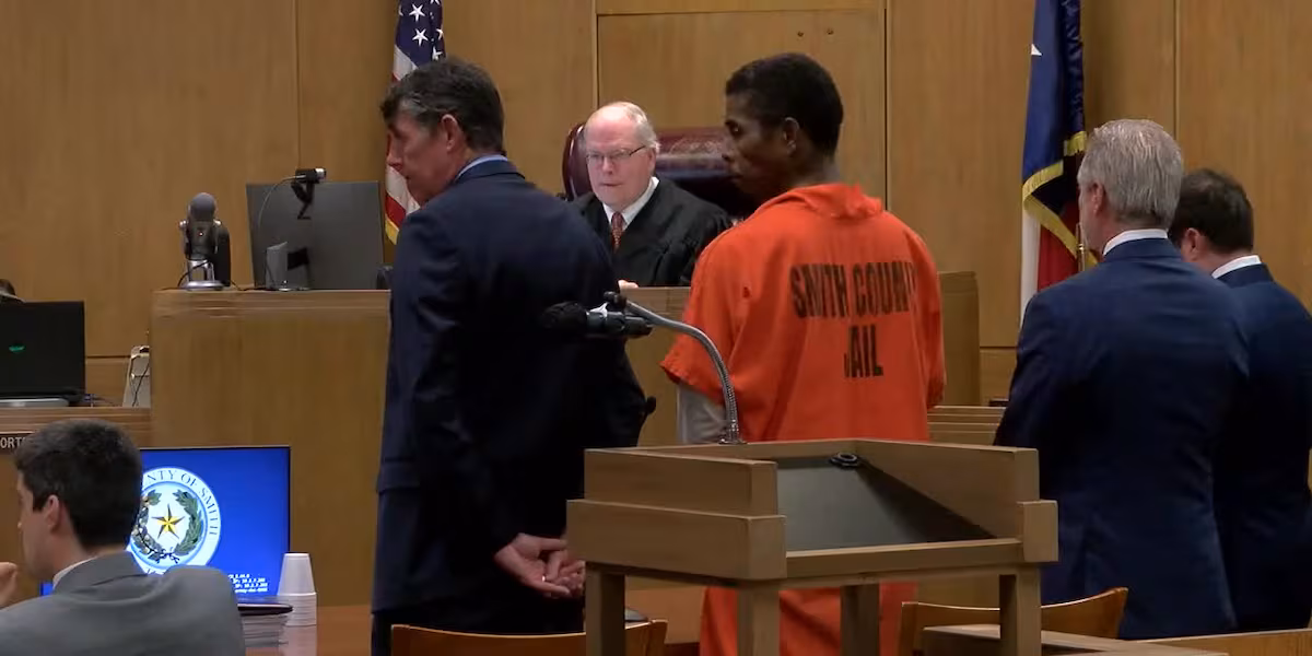 Judge approves extended probation for Patrick Mahomes Sr.