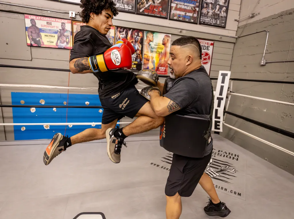 el luchador entrenado en Santa Rosa se prepara para su debut en la UFC – The Press Democrat
